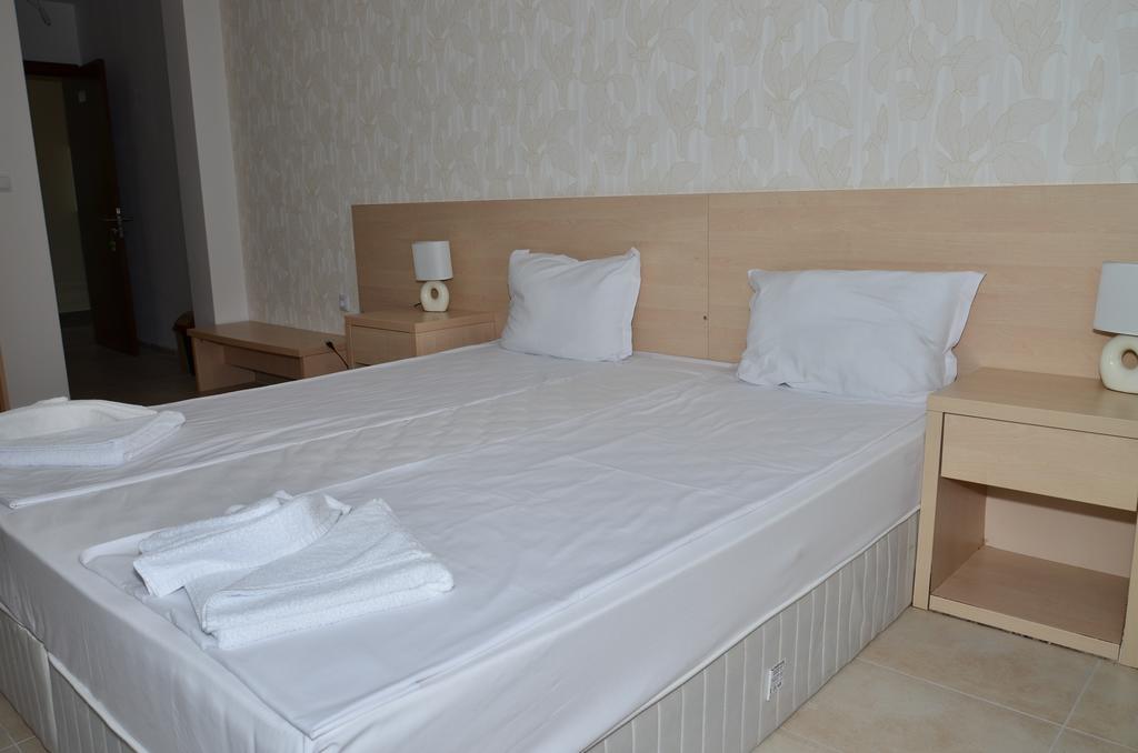 La Piazza Primorsko Rooms & Apartments Zimmer foto
