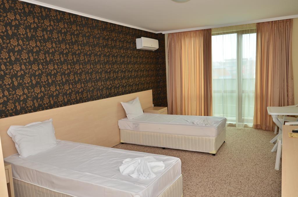 La Piazza Primorsko Rooms & Apartments Zimmer foto